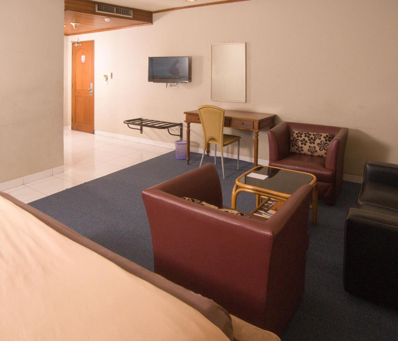 Hotel Peninsula Mangga Besar ジャカルタ エクステリア 写真